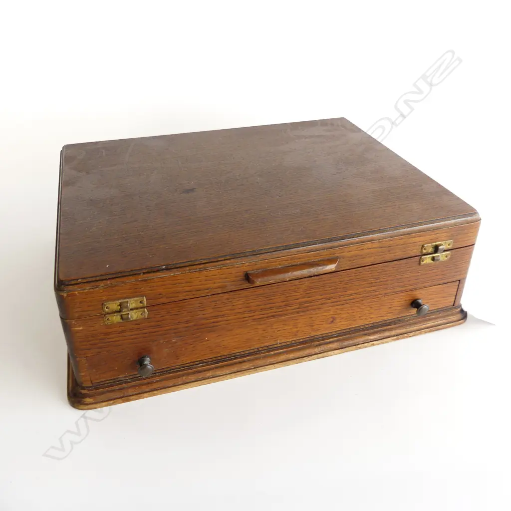 OAK CANTEEN BOX WITH BOTTOM DRAWER, BLACK VELVET LINED INTERIOR L. 350mm Image 1++
