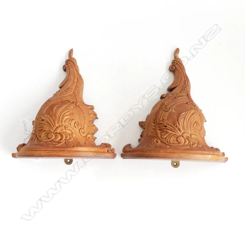 PAIR OF CARVED WOODEN WALL BRACKETS H 2140 MM Image 1++