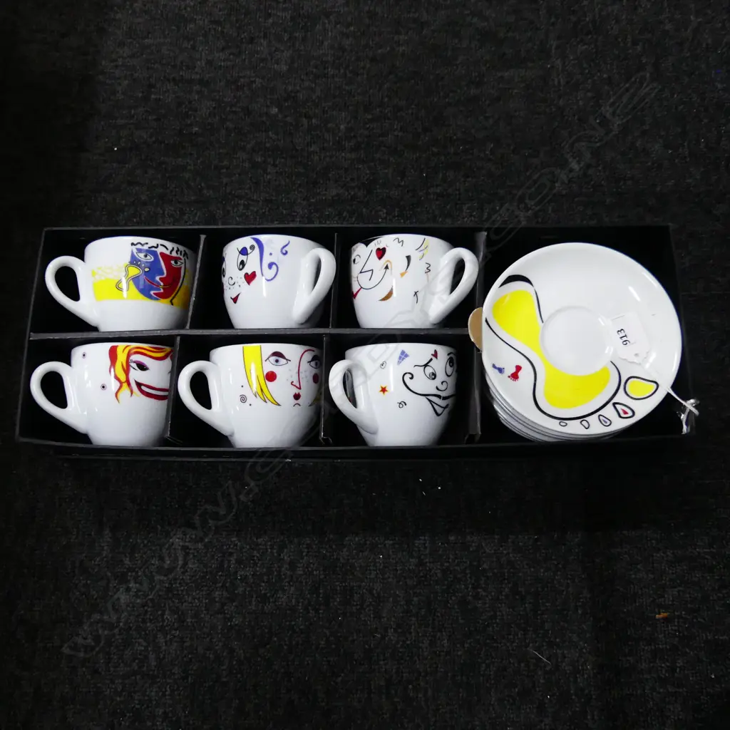 BOXED SET 6 INCASA CUPS & SAUCERS  Image 1++