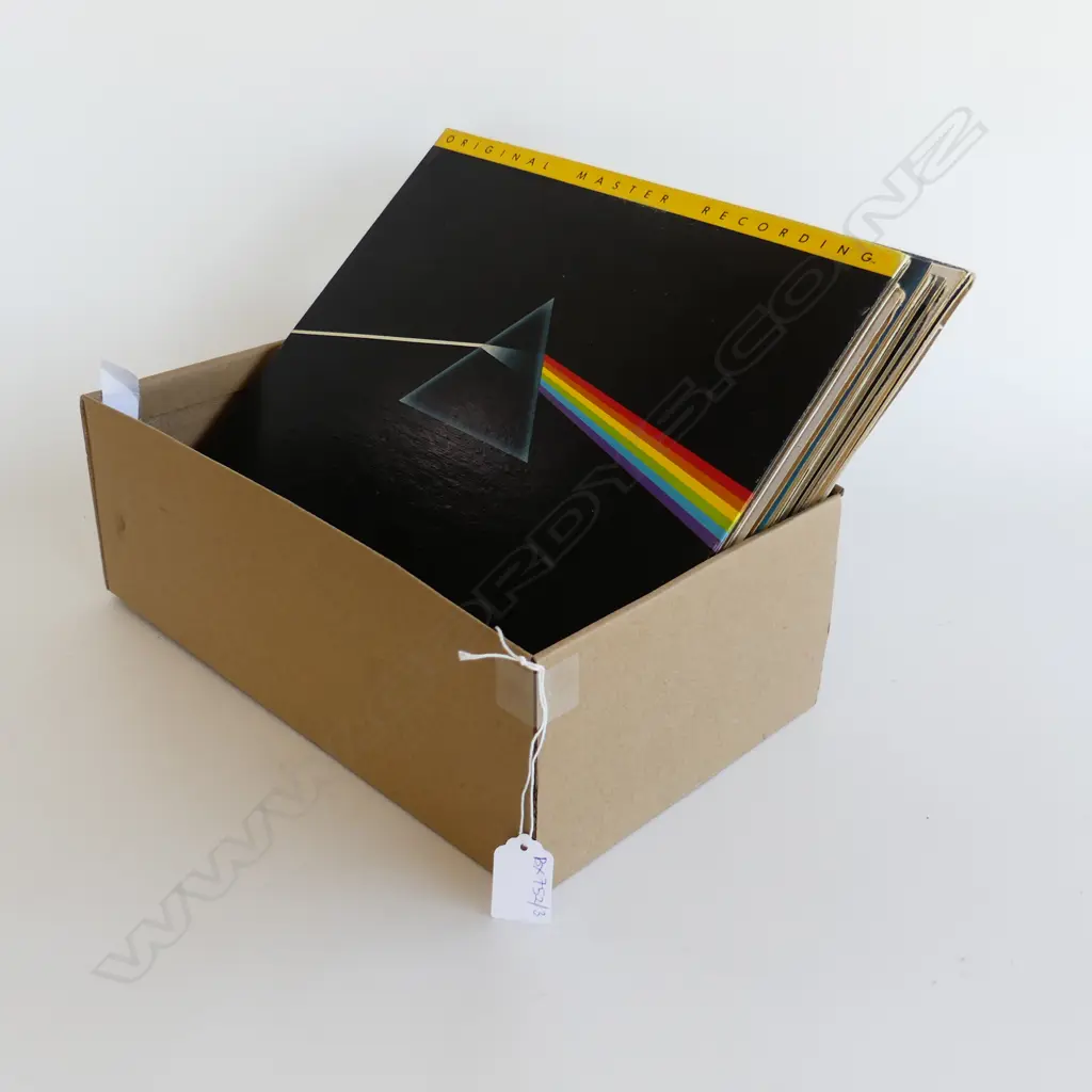 BOX LOT ASST. RECORDS; PINK FLOYD, DIRE STRAITS ETC Image 1++