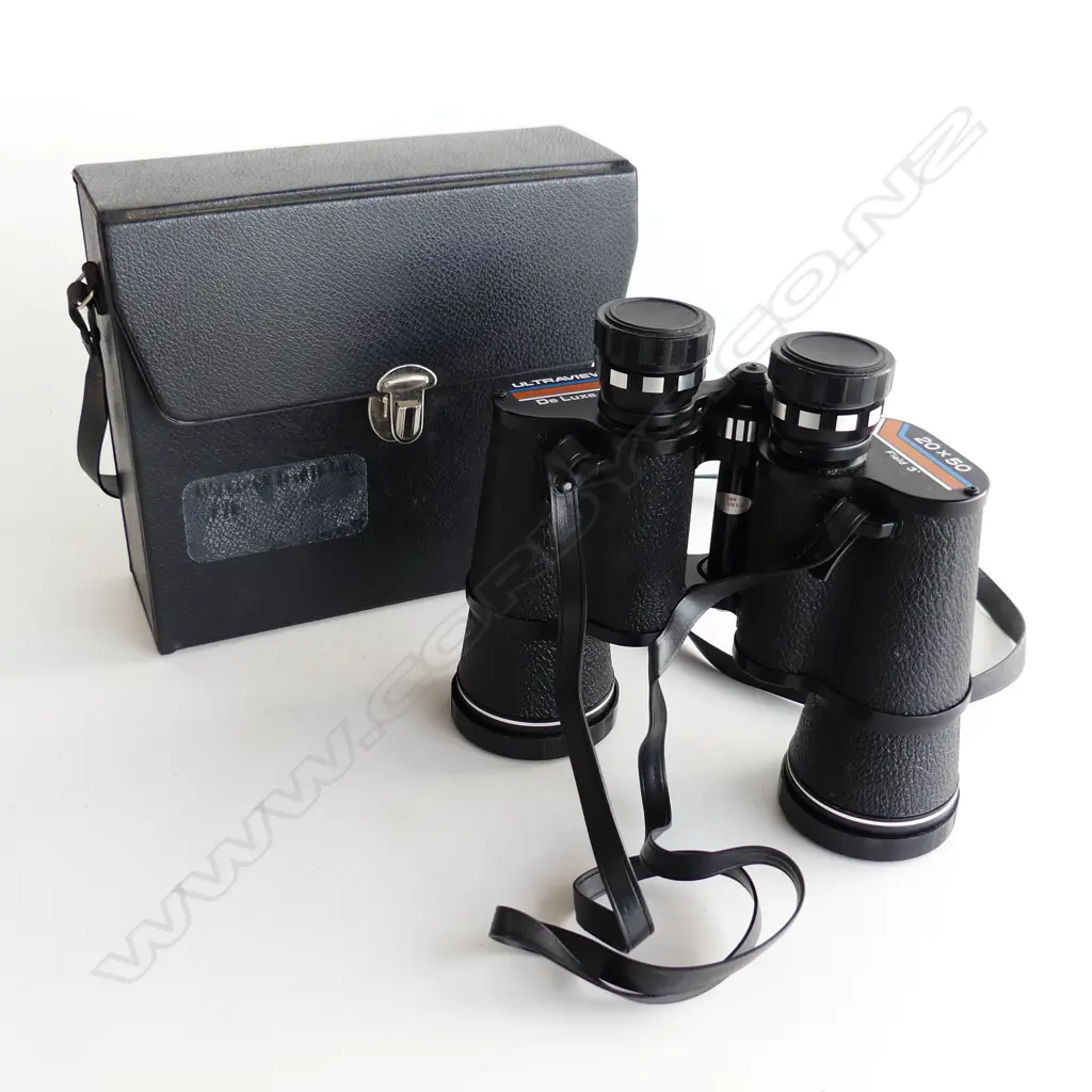 PR ULTRAVIEW BINOCULARS IN CASE Image 1++
