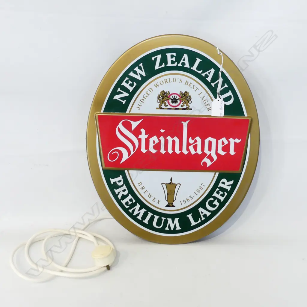 STEINLAGER ILLUMINATED BAR SIGN H430MM Image 1++