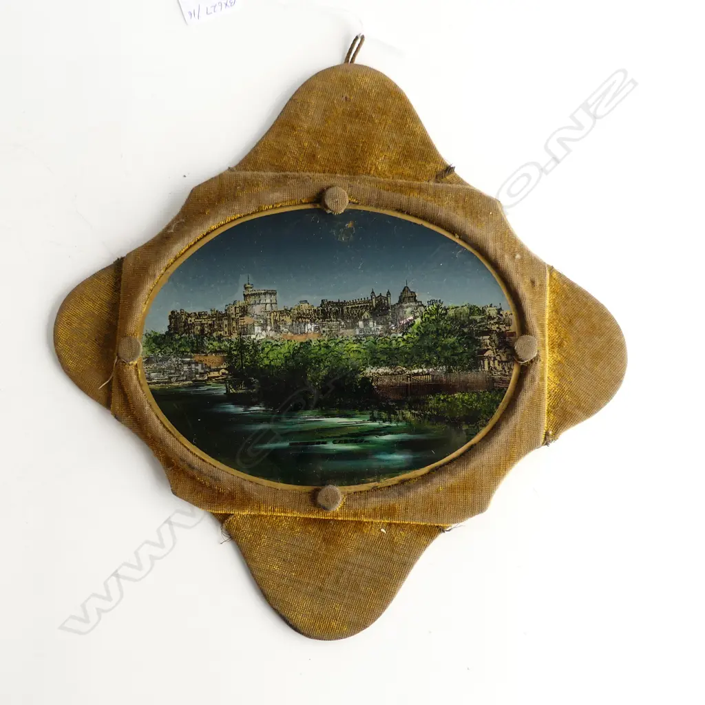VICTORIAN FRAMED WINSDOR CASTLE HAND PAINTED ON GLASS WITH MOTHE OF PEARL INCLUSIONS L. 300mm Image 1++