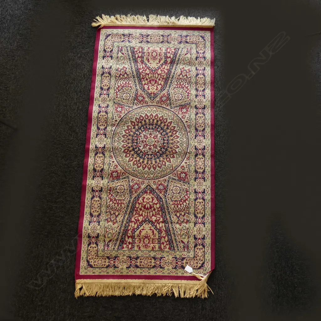 THIN MACHINED RUG 1400x670mm Image 1++