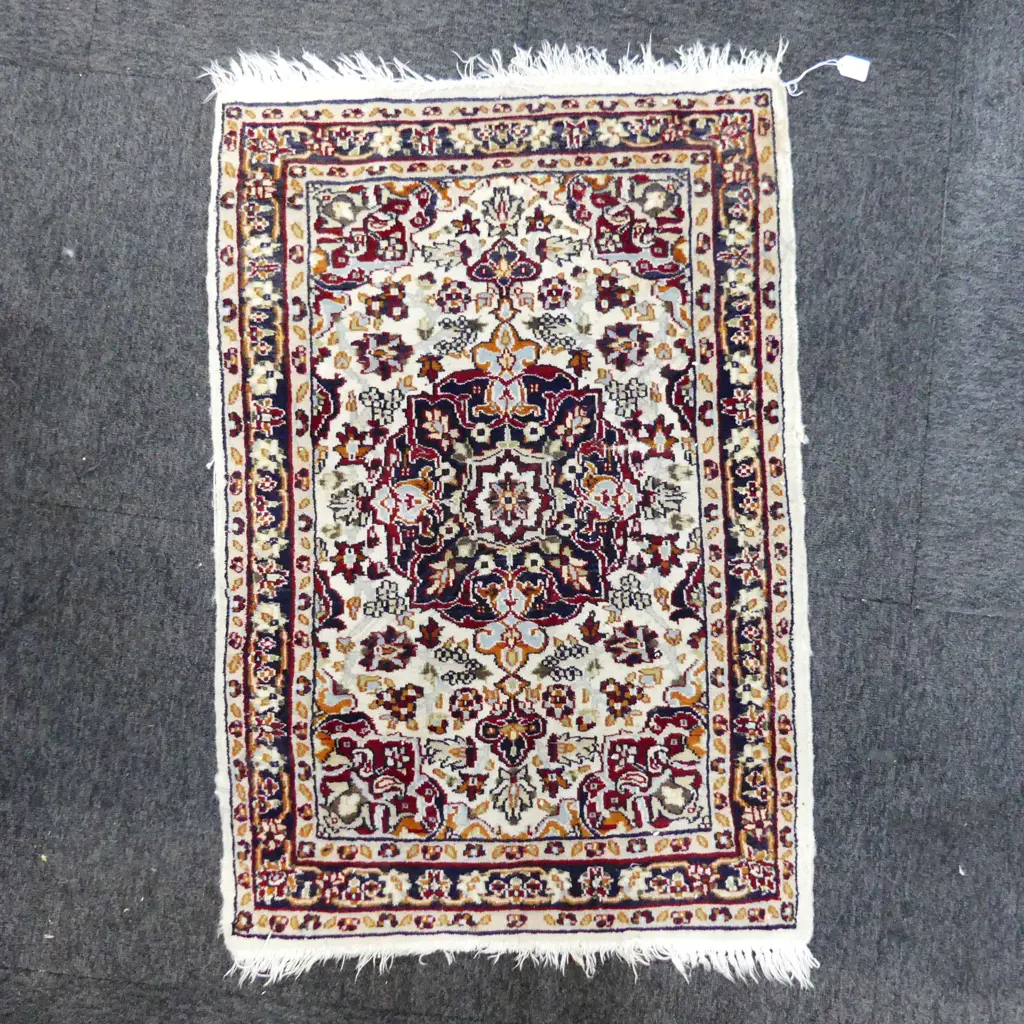 SMALL HAND KNOTTED WOOL PILE INDIAN KASHAN RUG 1000x660mm Image 1++
