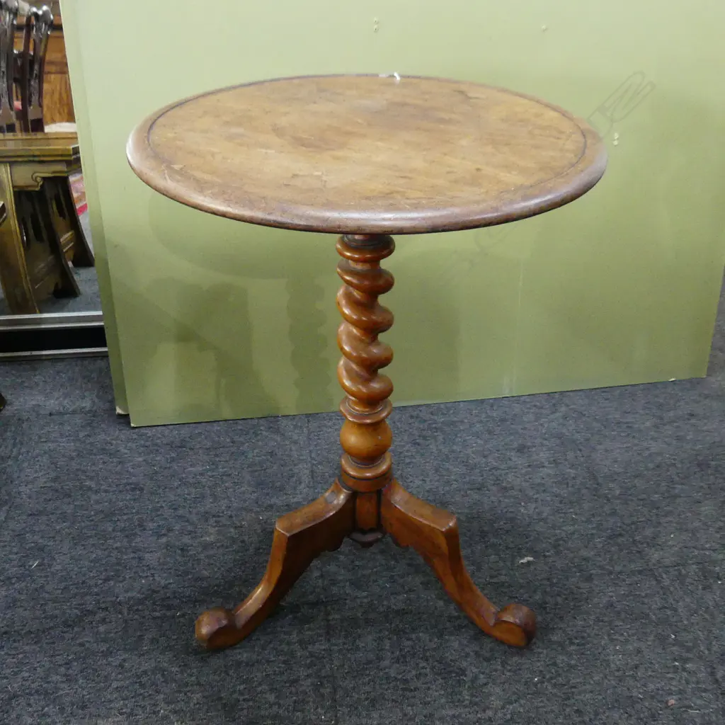 ANTIQUE OAK BARLEY TWIST WINE TABLE H.675mm Image 1++