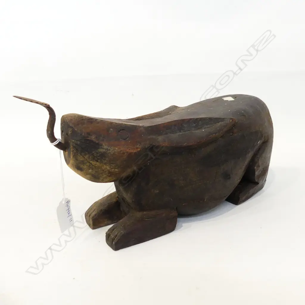OLD CARVED HARDWOOD RABBIT COCONUT GRATER HUSKING TOOL L.350mm Image 1++