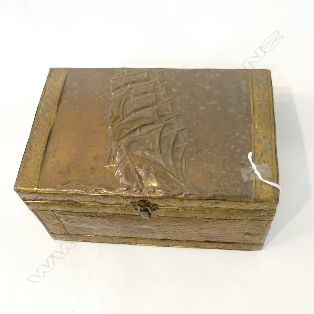 BEATEN COPPER BOX 280X150MM Image 1++