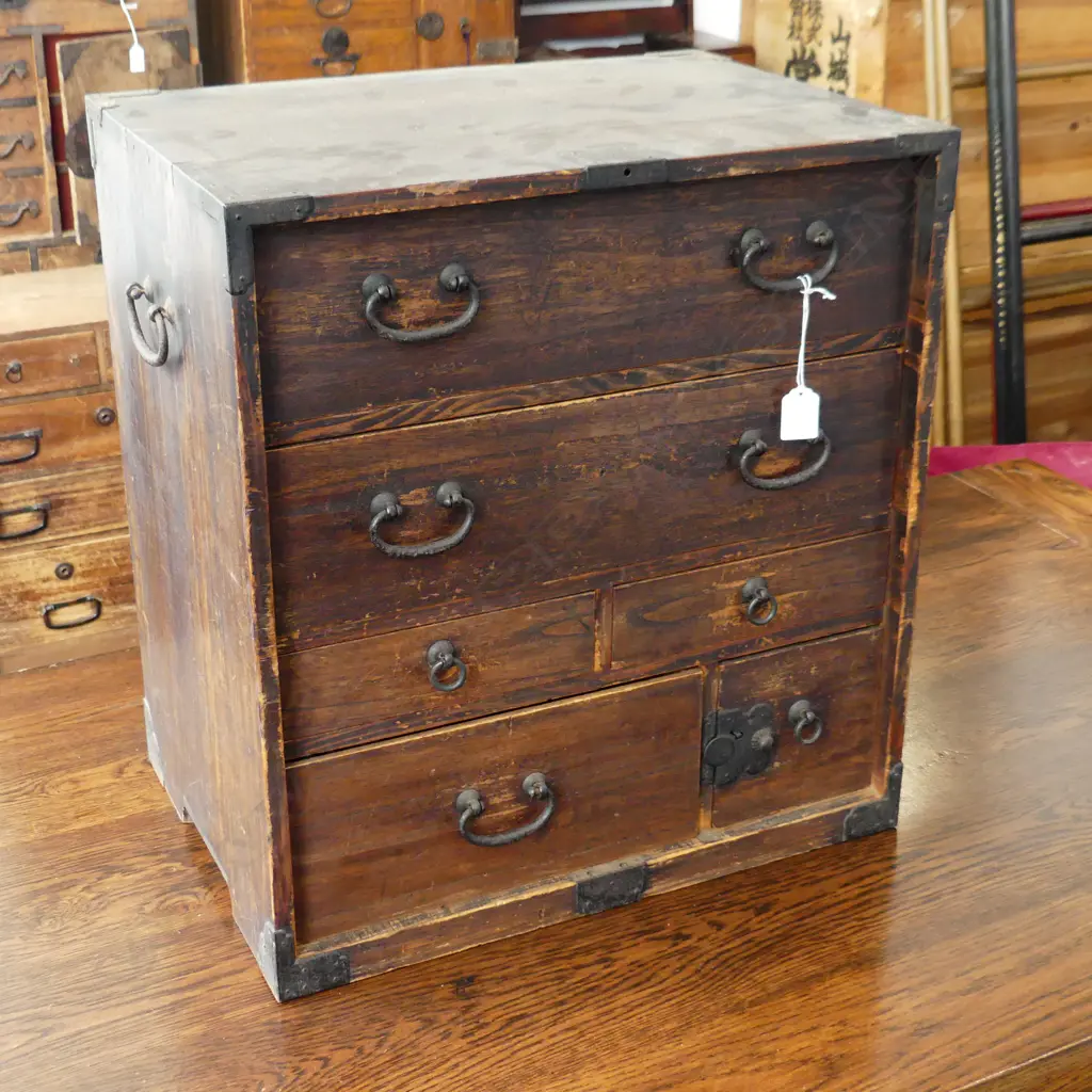 OLD JAPANESE small TANSU COLLECTORS/BEDSIDE CABINET 6 drawer orig. dark stain H.525mm Image 1++