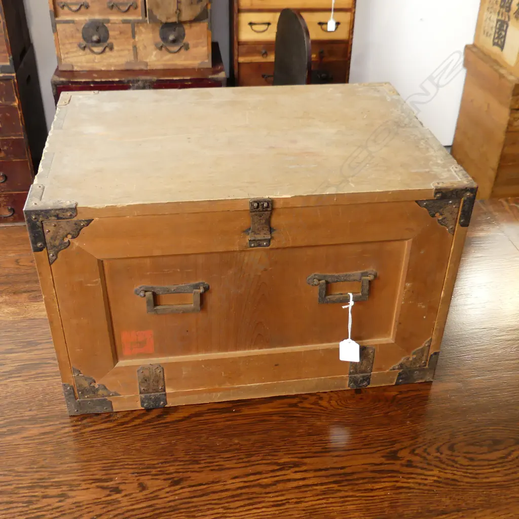 OLD JAPANESE small TANSU COLLECTORS/BEDSIDE CABINET 1 door 4 drawer H.305mm. Image 1++