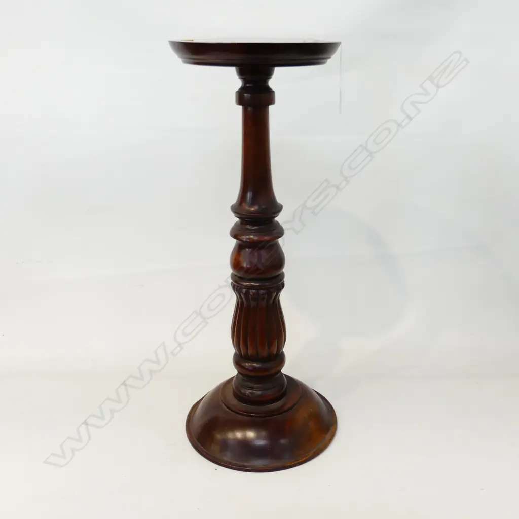 WOODEN PLANT STAND H.600mm Image 1++