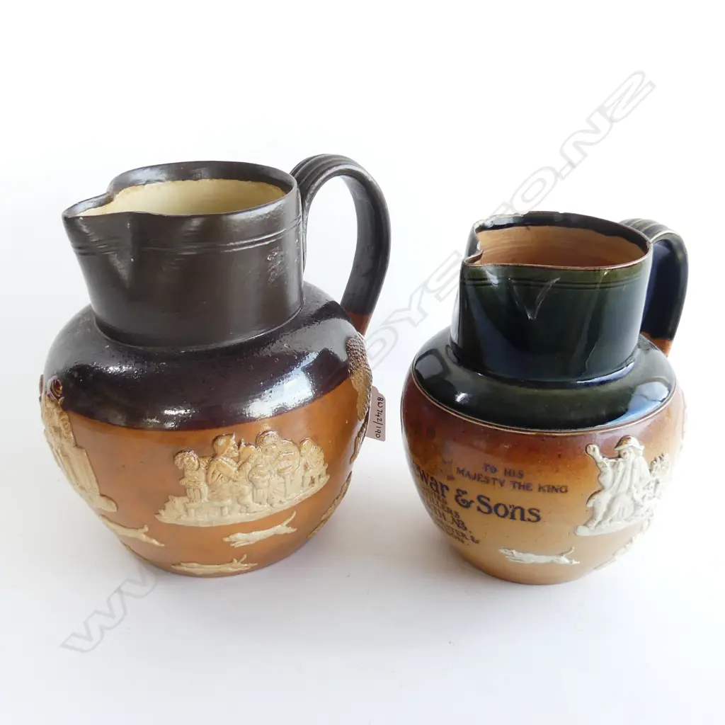 LAMBETH DOULTON JOHN DEWAR WISKEY JUG CHIPS H170MM & MUG H110MM Image 1++