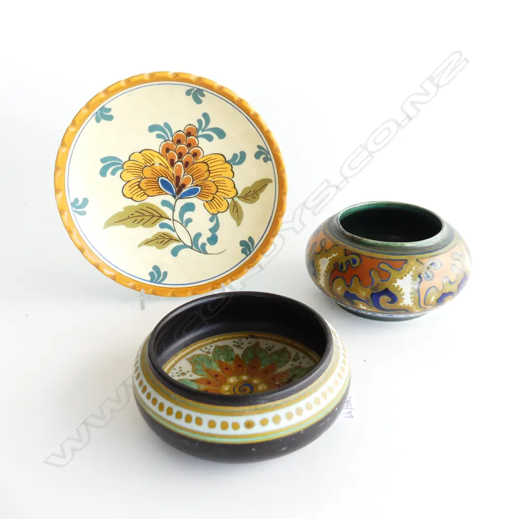 3 PCES GOUDA; 2 VASES & PLATE 170mm dia Image 1++