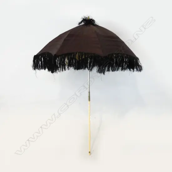 VICTORIAN BLACK SILK PARASOL - TORN L.650mm