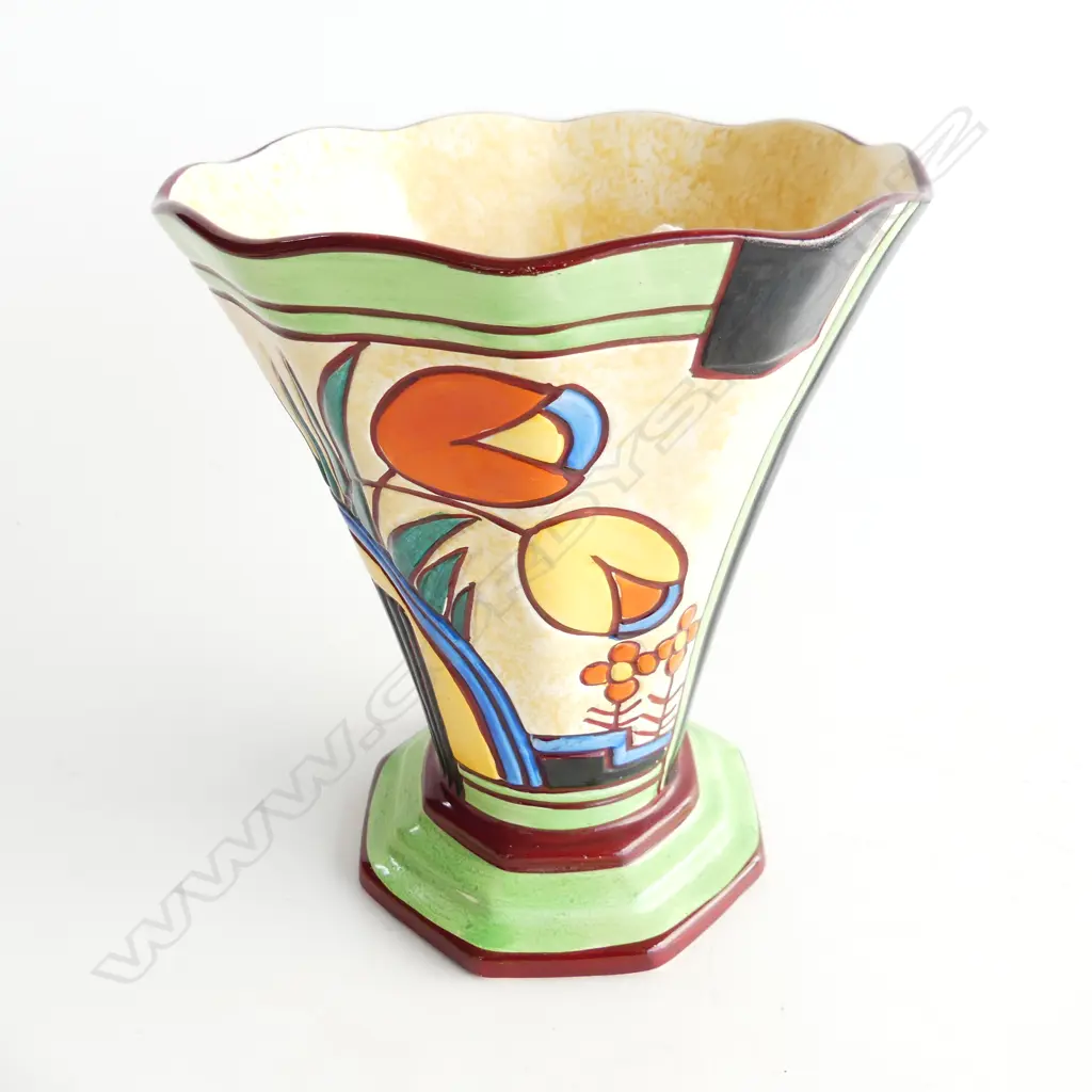 HAND PAINTED ART DECO VASE H.195mm Image 1++