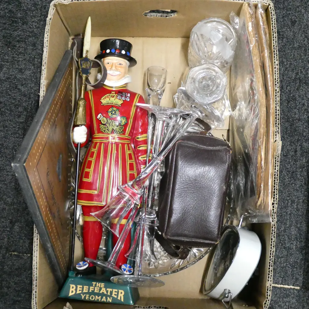 BOX LOT BEEFEATER DECANTER, 2x 1980s ROLLING STONE MAGAZINE, CRYSTAL ETC Image 1++