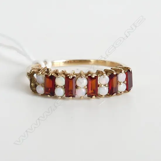 9CT GOLD HALLMARKED GARNET & OPAL RING, SIZE T, 2.2GMS ONE STONE MISSING