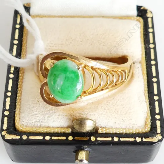 14CT JADEITE DRESS RING 6.7 GRAMS SIZE U