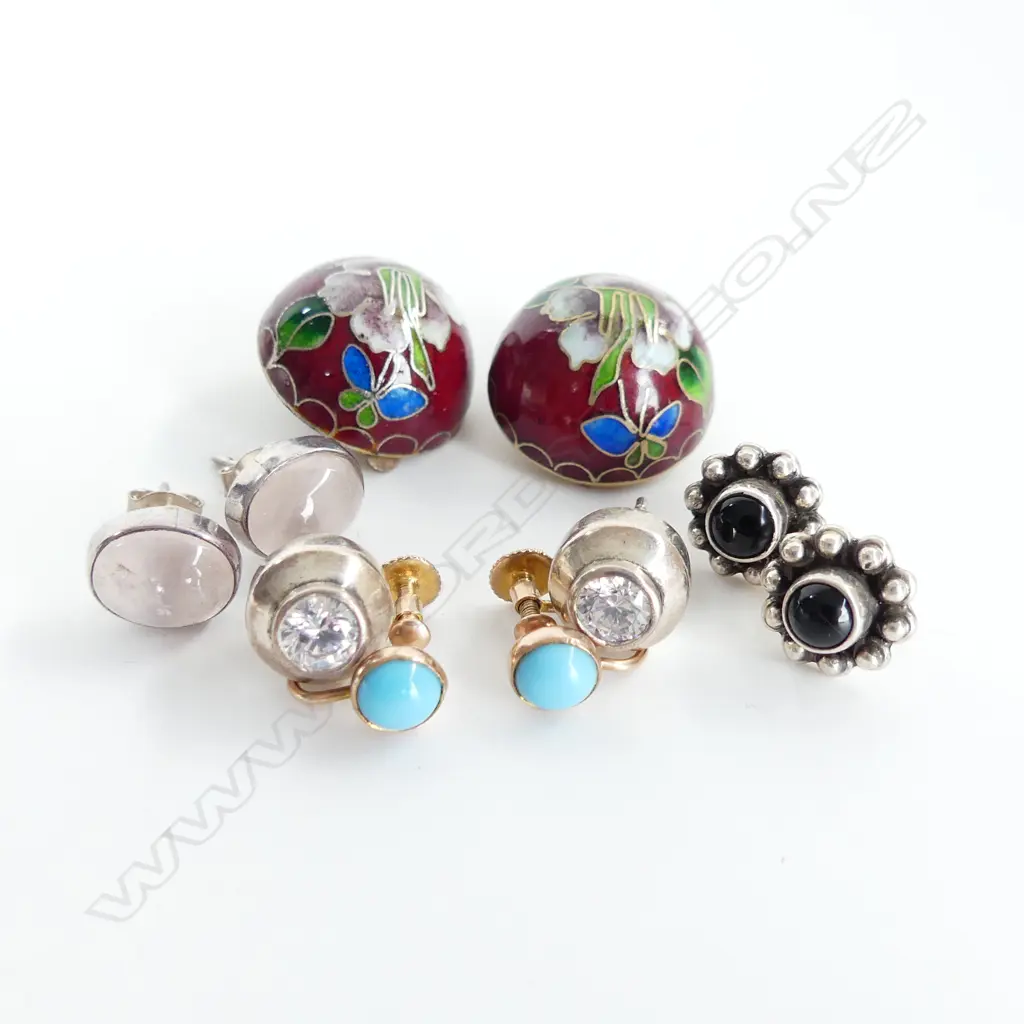 5 PRS EARRINGS; 3x SILVER, CLOISONNE, GOLD? Image 1++