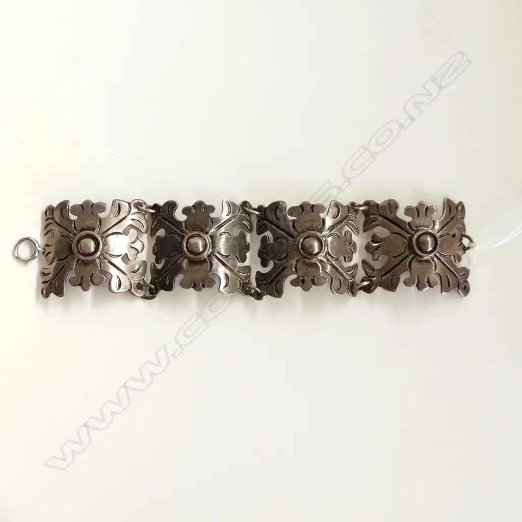 SILVER? BRACELET  Image 1++