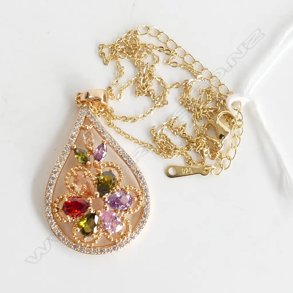 18K GOLD PLATED MULTI GEM SET PENDANT & CHAIN COSTUME JEWELLERY Image 1++