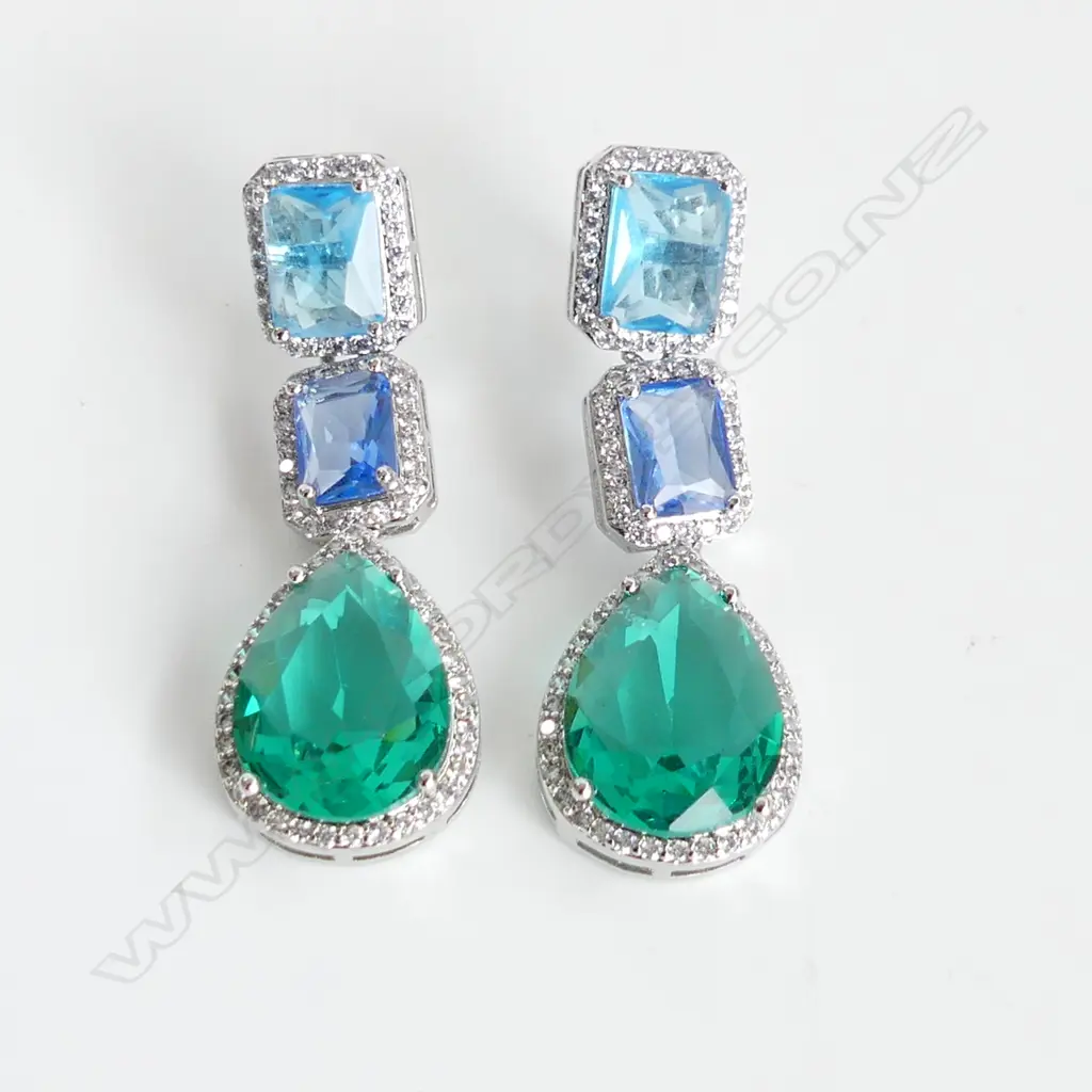 PR 18K WHITE GOLD PLATED ON SILVER TRIPLE ZIRCON DROP COSTUME JEWELLERY EARRINGS Image 1++