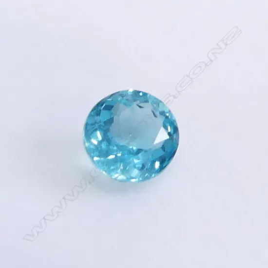 NATURAL APATITE OVAL STONE, BLUE  WITH AIG REPORT
