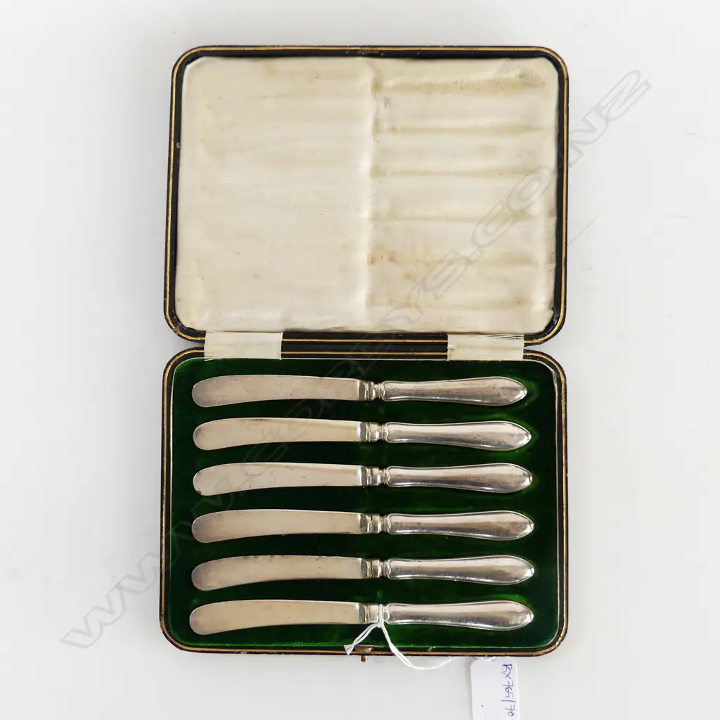 SET OF 6 STG SILVER HANDLED BUTTER KNIVES, SHEF. 1912, CASED Image 1++