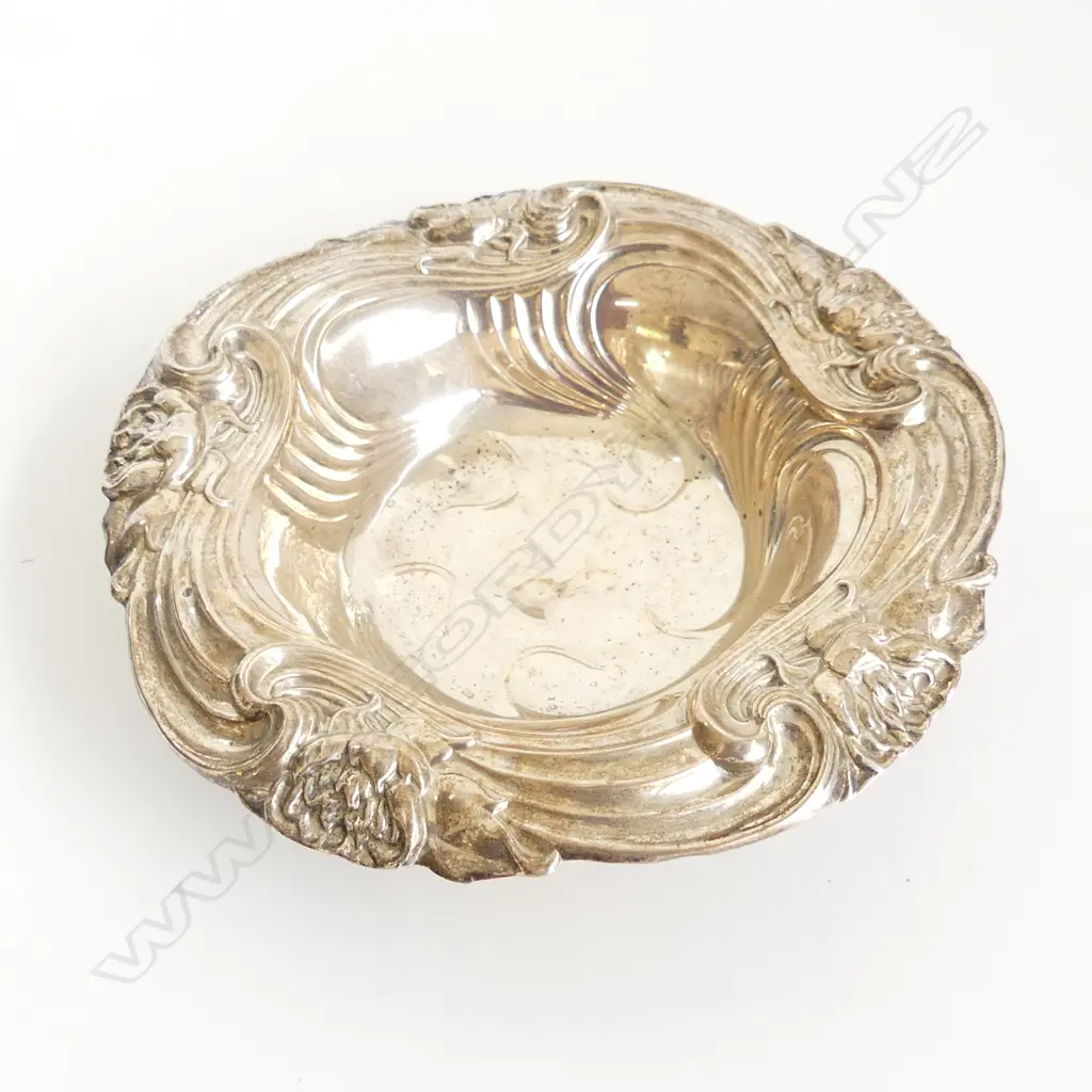 STG SILVER DISH 150mm dia 67 GRAMS Image 1++