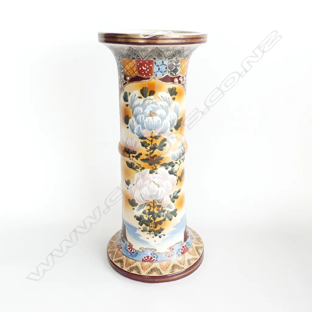 LG ORIENTAL CERAMIC PLANT STAND H. 460mm Image 1++