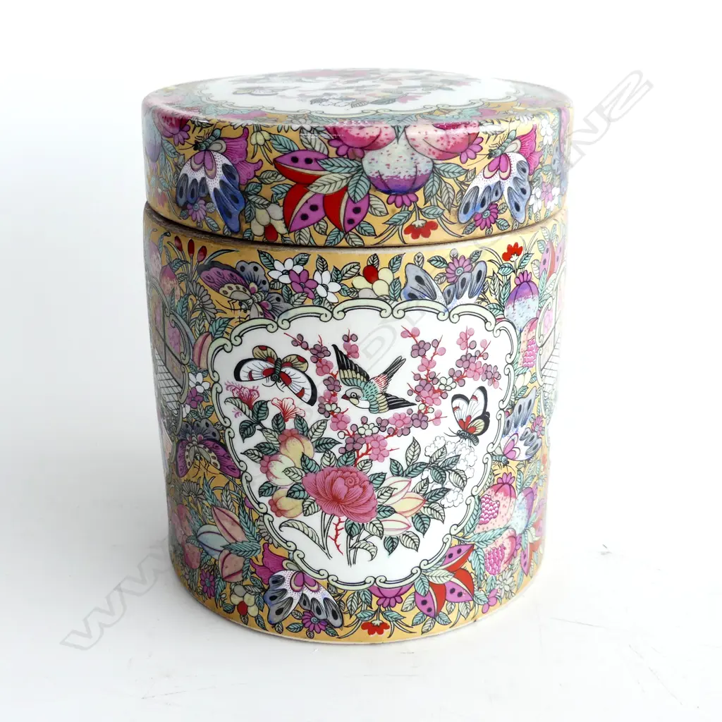 VINTAGE JAPANESE TEA CANISTER ORNATELY DECORATED WITH FLOWERS, BIRDS, BUTTERFLIES & TRADITIONAL SCENE, 160 X 135mm Image 1++