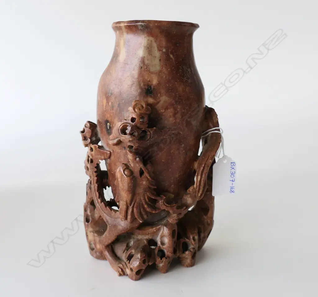 SOAPSTONE VESSEL H 20CM,W12CM,D 8CM Image 1++