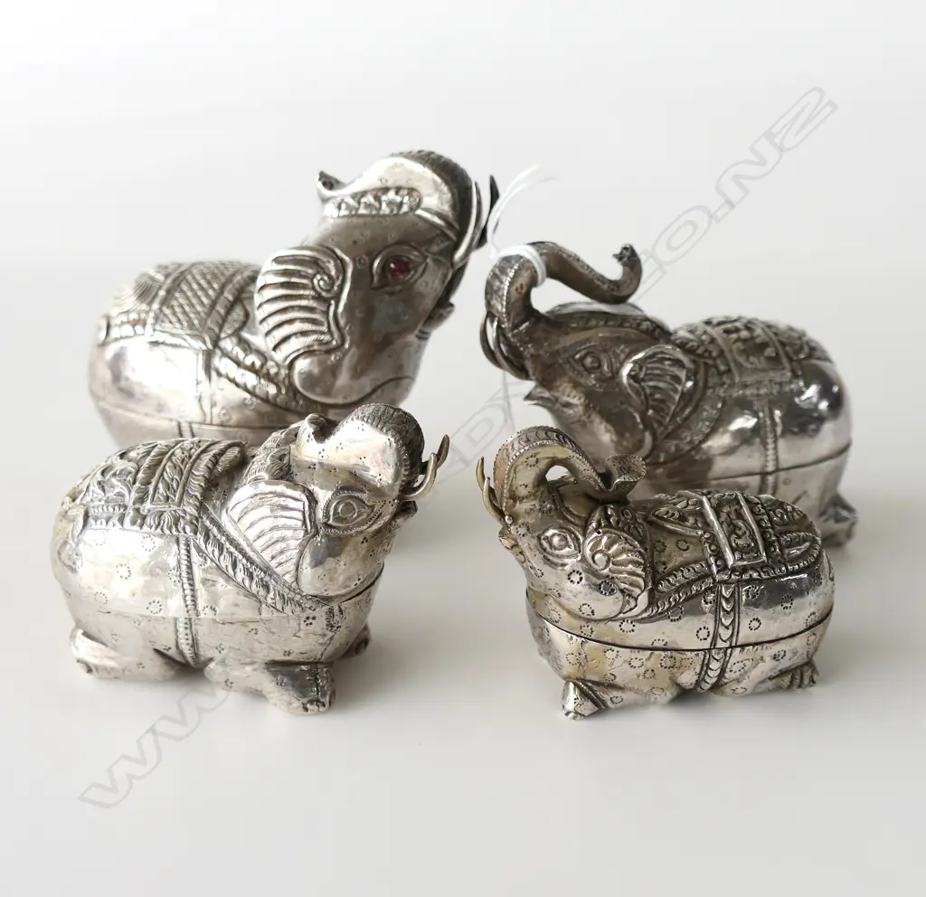 SET OF FOUR SILVER ELEPHANT BOXES.TEST AS 900 OR HIGHER. 275 GMS Image 1++