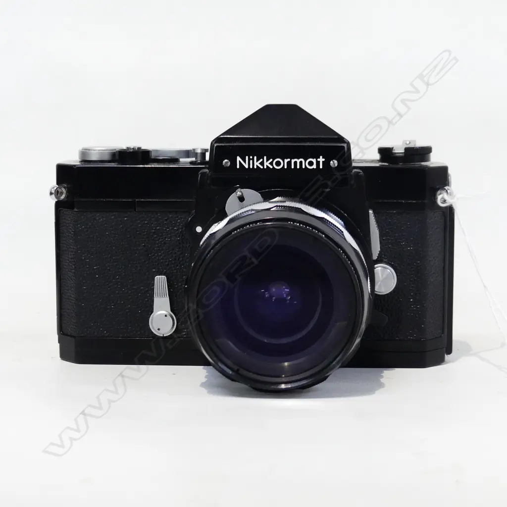 NIKKORMAT CAMERA Image 1++