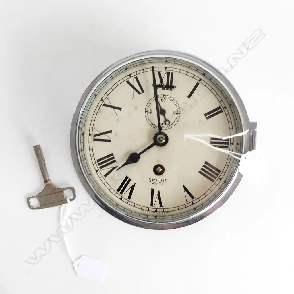 VINTAGE SMITHS ASTRAL WALL CLOCK 200mm dia w. WINDER KEY Image 1++