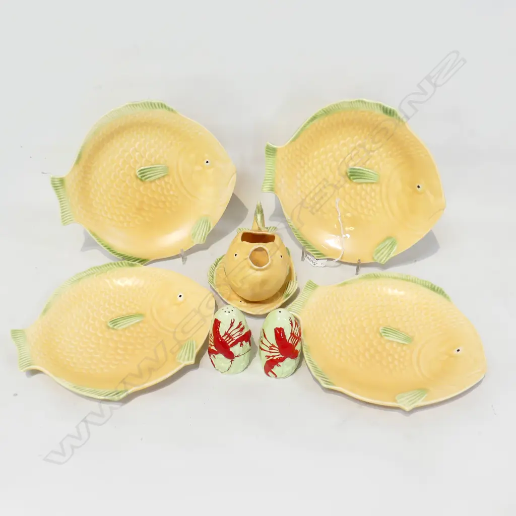 4 SHORTER & SON FISH PLATES WITH SAUCE JUG & 2 CARLTONWARE PEPPER & SALT Image 1++