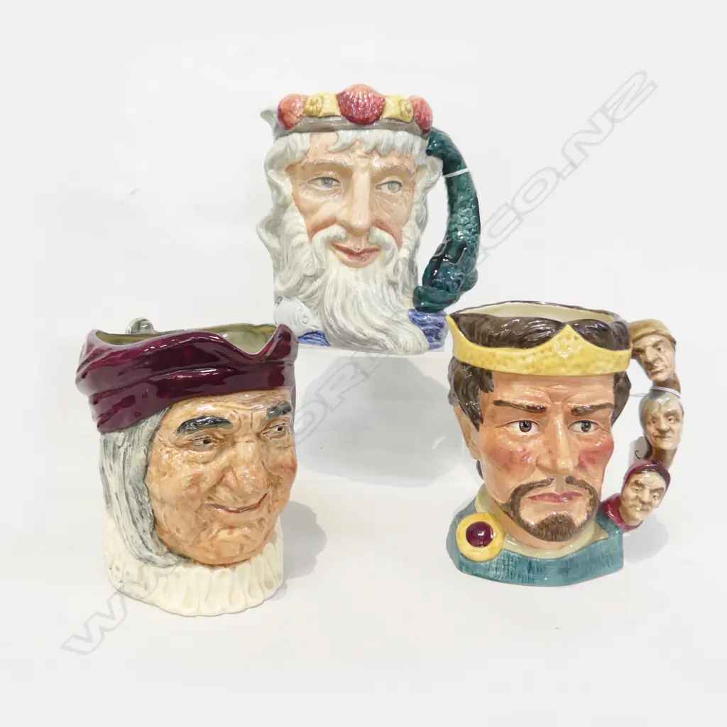 3 RD LARGE SIZE CHARACTER JUGS NEPTUNE MACBETH & SIMON CELLAVER H180MM Image 1++