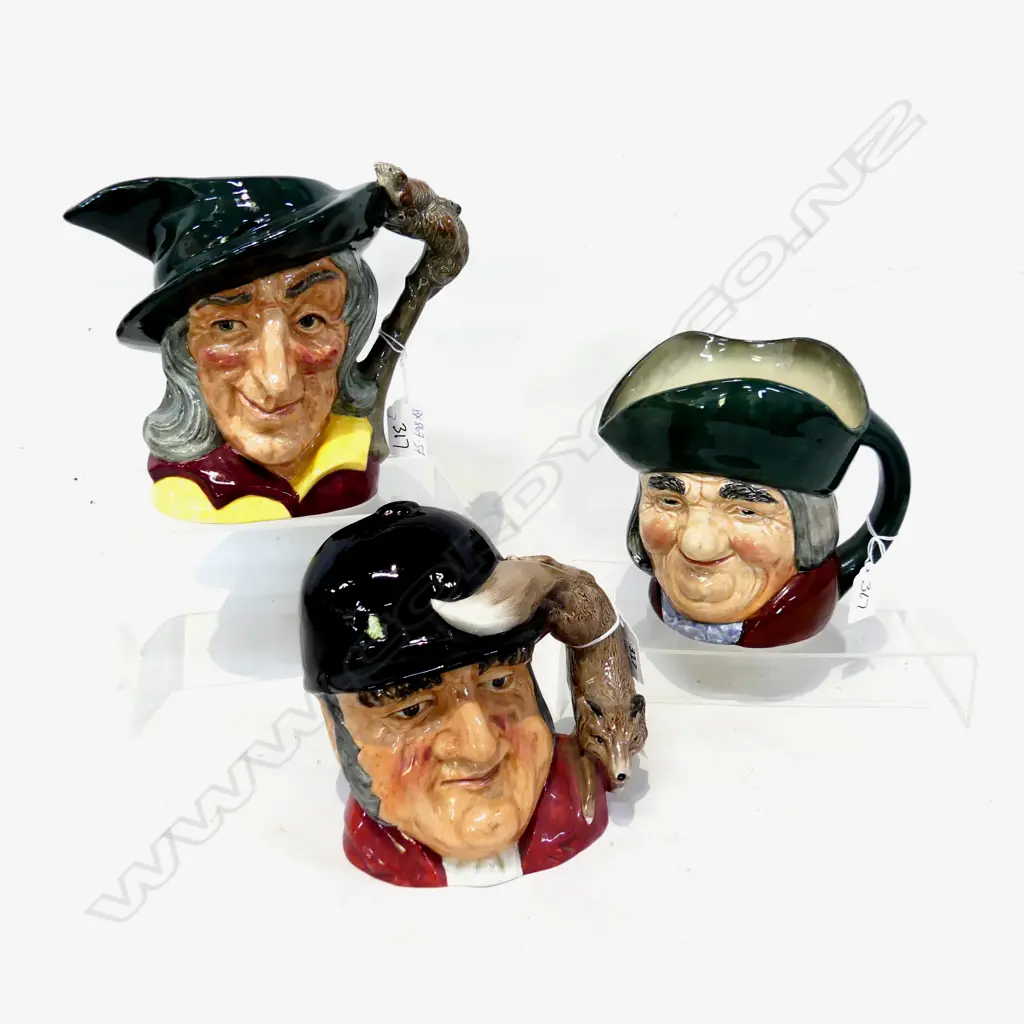 THREE LARGE DOULTON CHARACTER JUGS. GONE AWAY TOBY PHILPOTTS & PIED PIPER Image 1++