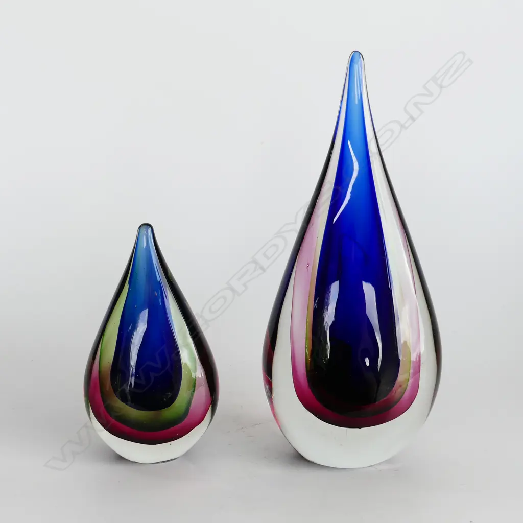 TWO GRADUATED MURANO GLASS SOMMERSO TEARDROP SCULPTURES H. 285, 170mm Image 1++