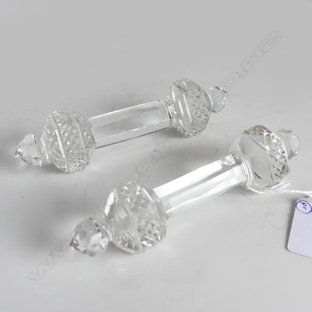 PAIR OF VICTORIAN CUT CRYSTAL KNIFE RESTS L. 120mm Image 1++