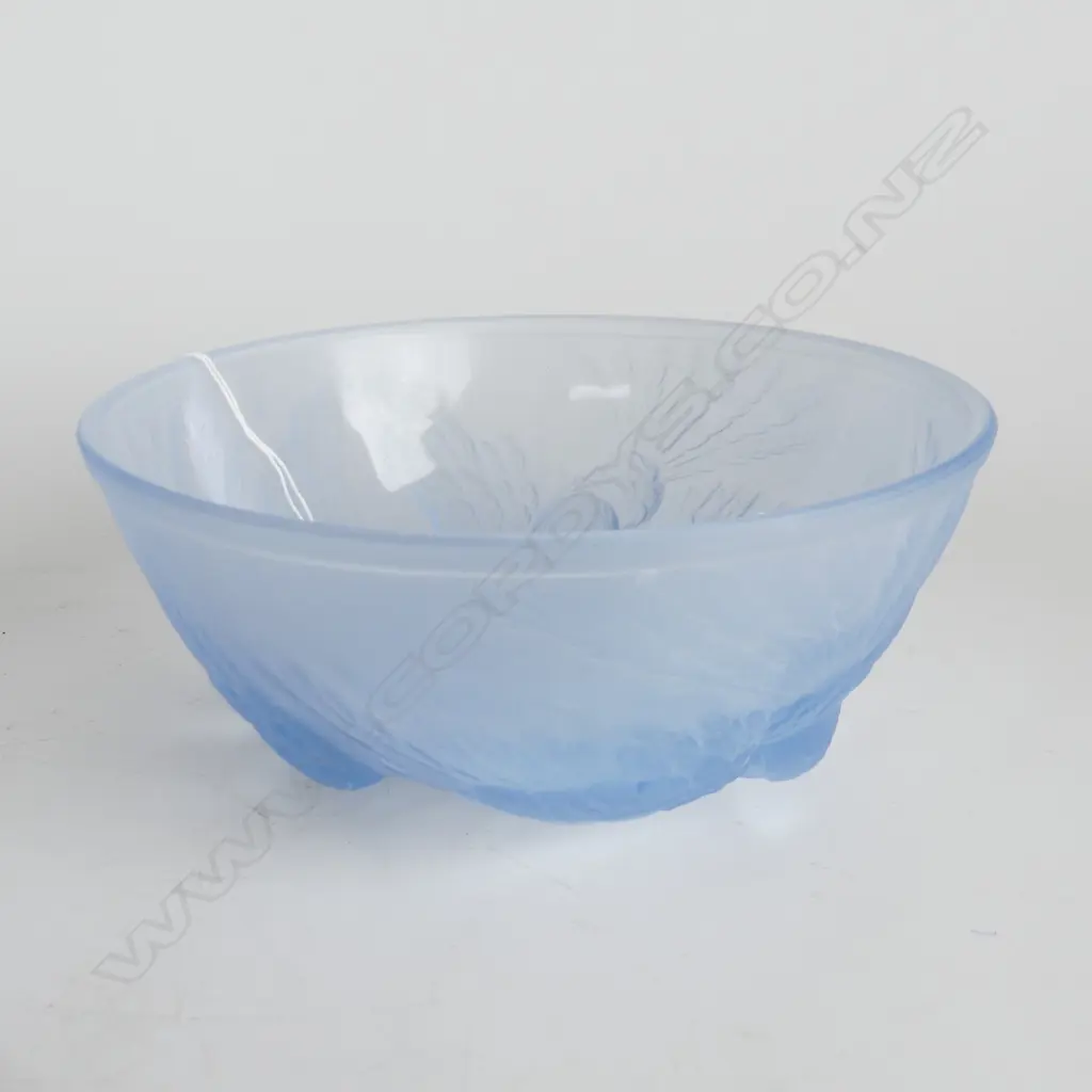 FRENCH ART DECO FROSTED BLUE GLASS BOWL WITH BIRDS IN RELIEF – MAKERS NAME IMPRESSED D. 190mm Image 1++