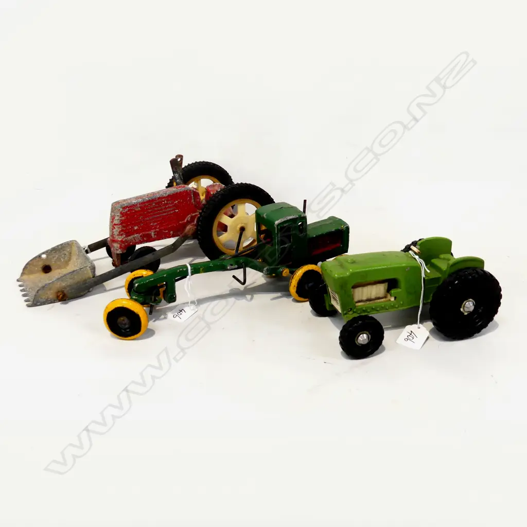 3 FUNHO TOYS GRADER NO BLADE L300MM FRONT END LOADER TRACTOR L320MM & TRACTOR L170MM Image 1++