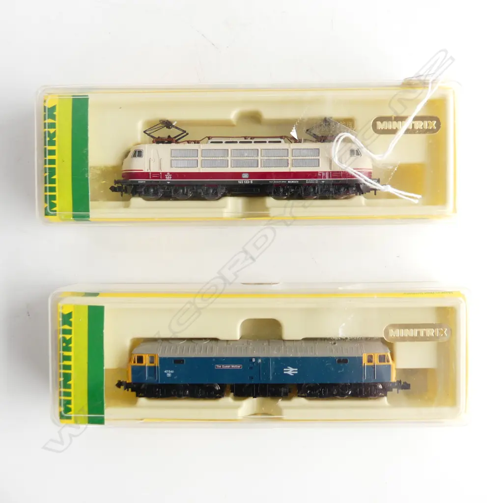 2 MINITRAX BOXED TOY ELECTRIC LOCOMOTIVES NOs 2057+2966 Image 1++