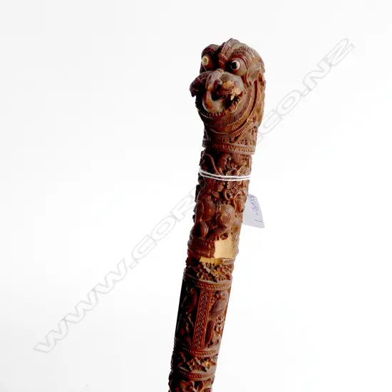 VINTAGE CARVED WOODEN WALKING STICK, MYTHICAL BIRD HANDLE. A/F