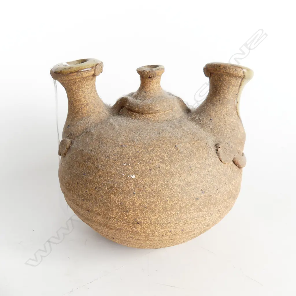 DAVE WOLLAND DOUBLE APERTURE VESSEL Image 1++