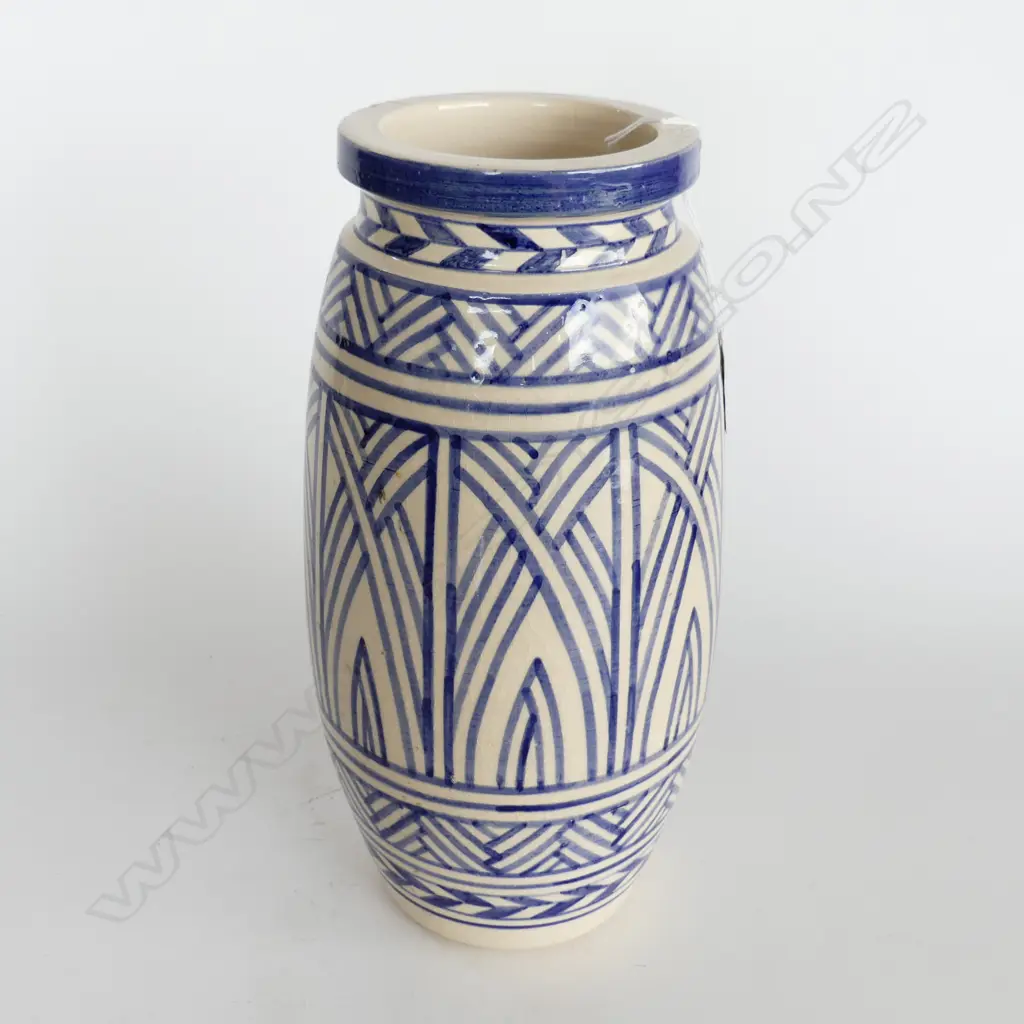 ROLLING CLOUD POTTERY VASE H.325mm Image 1++