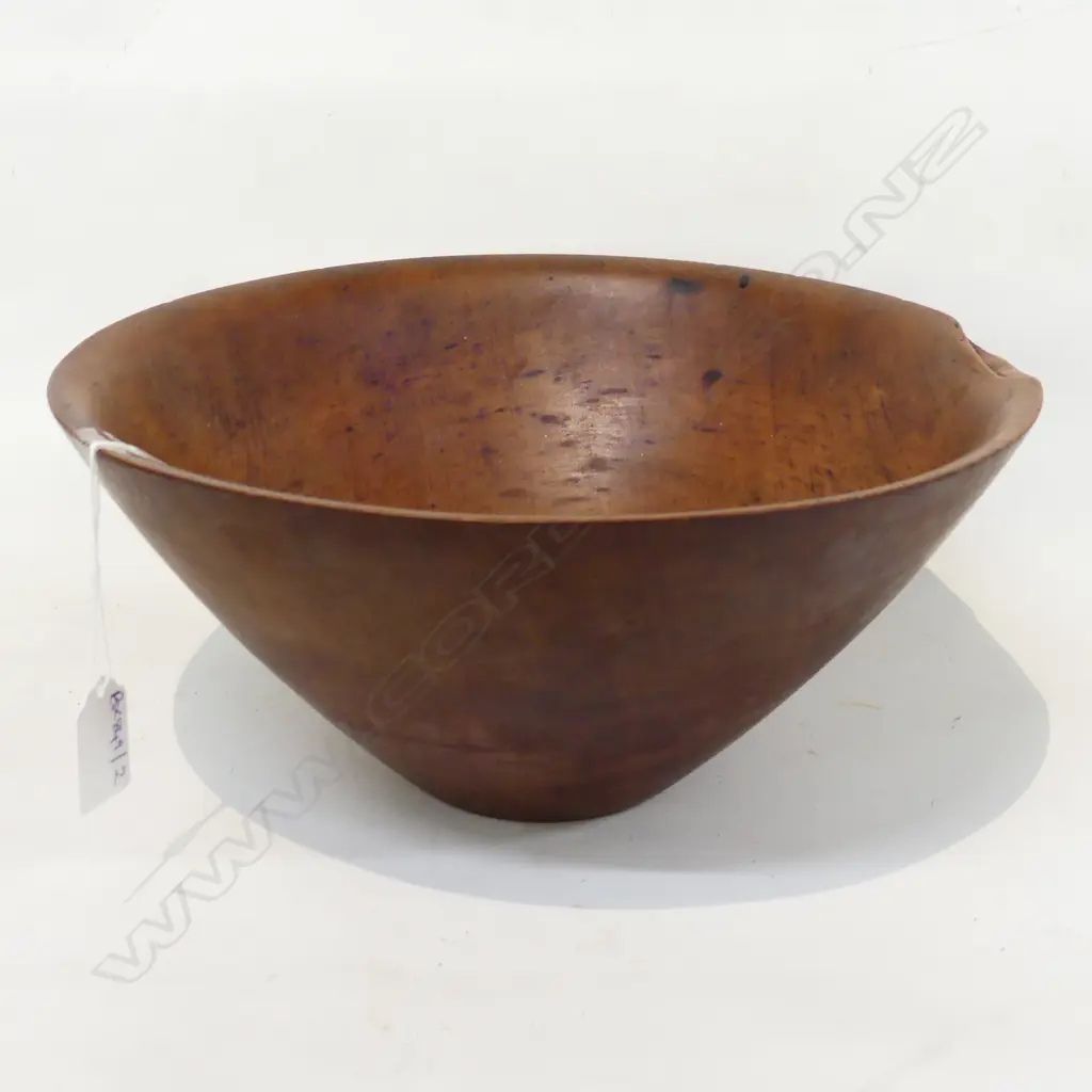JOHN CRICHTON TURNED KAURI SALAD BOWL - WORN LABEL VERSO H.130mm / 300mm dia Image 1++