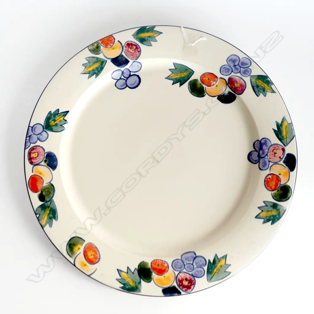 LARGE TEMUKA PLATTER WITH FRUIT DECORATION, DIA 415mm Image 1++