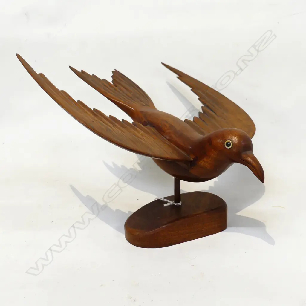 CARVED WOODEN BIRD - PITCAIRN? W.250mm Image 1++