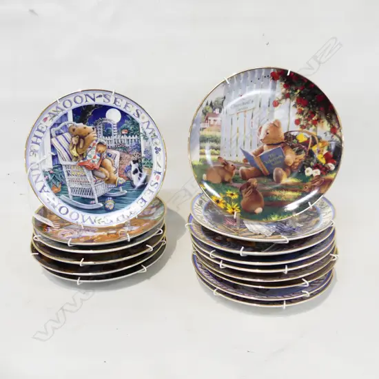 15 ASST. FRANKLIN MINT TEDDY BEAR PLATES, DIA 205mm